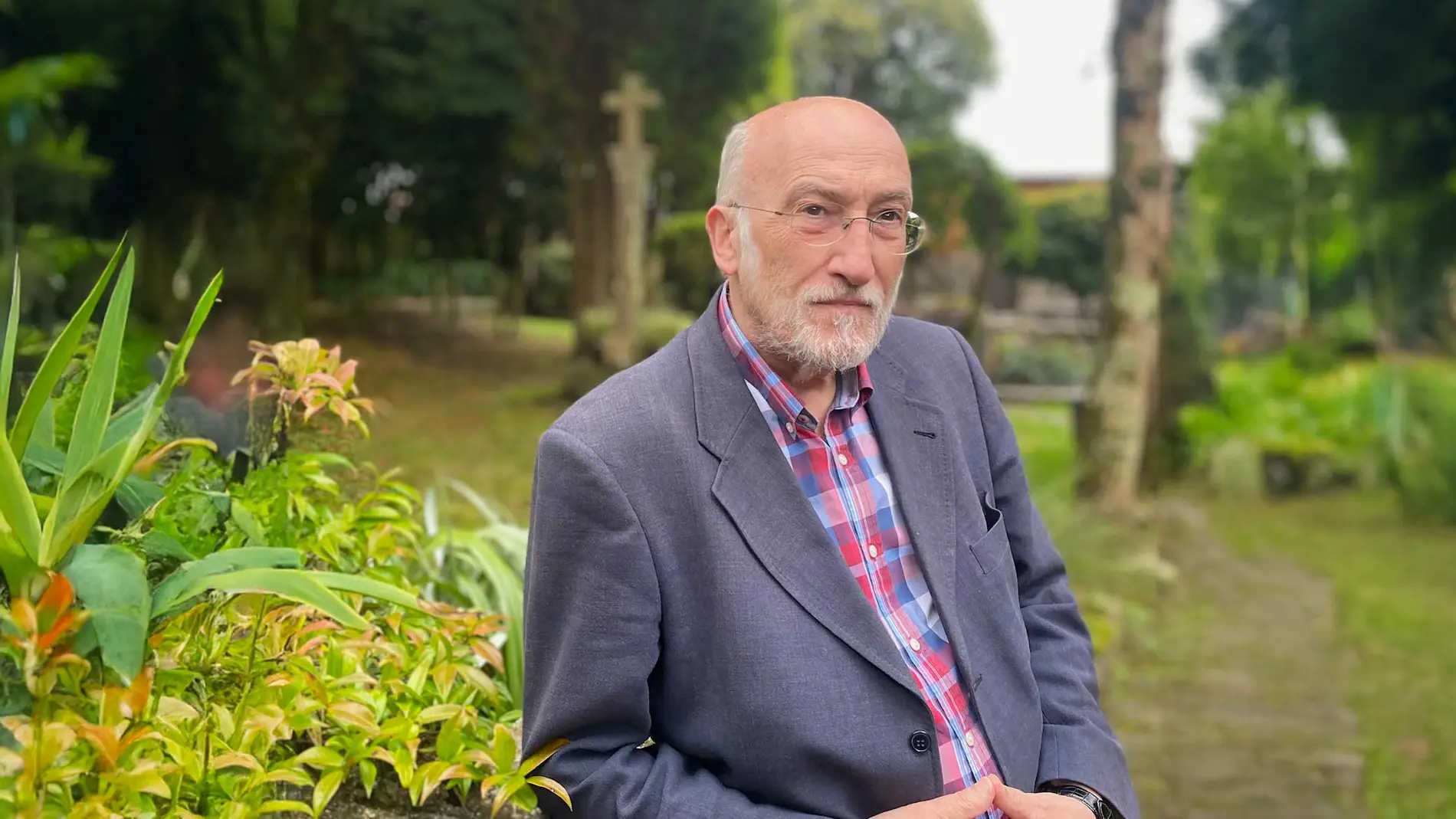 Dr. Ramón Cacabelos es Director del Centro Internacional de Neurociencias y Medicina Genómica y Presidente