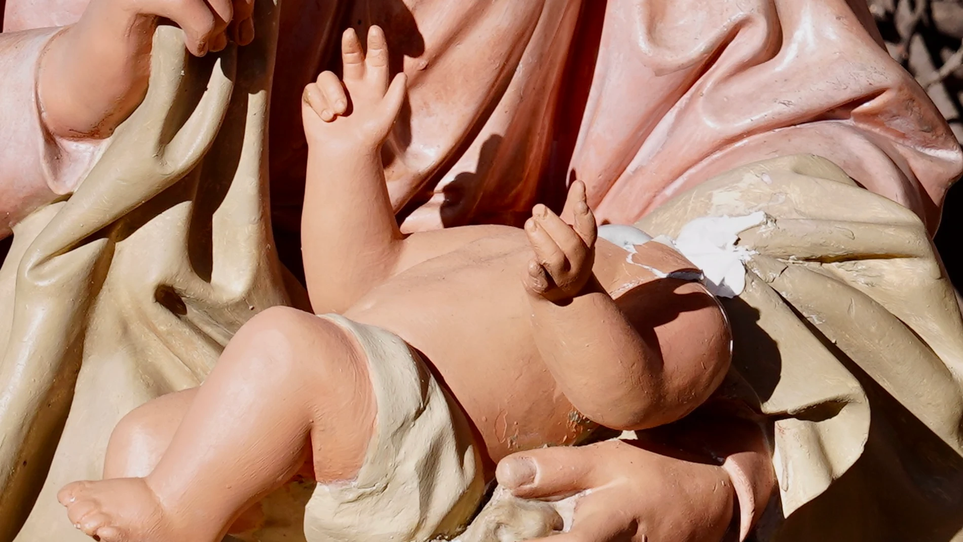 Decapitan al niño Jesús del Belén de la plaza San Marcelo en León