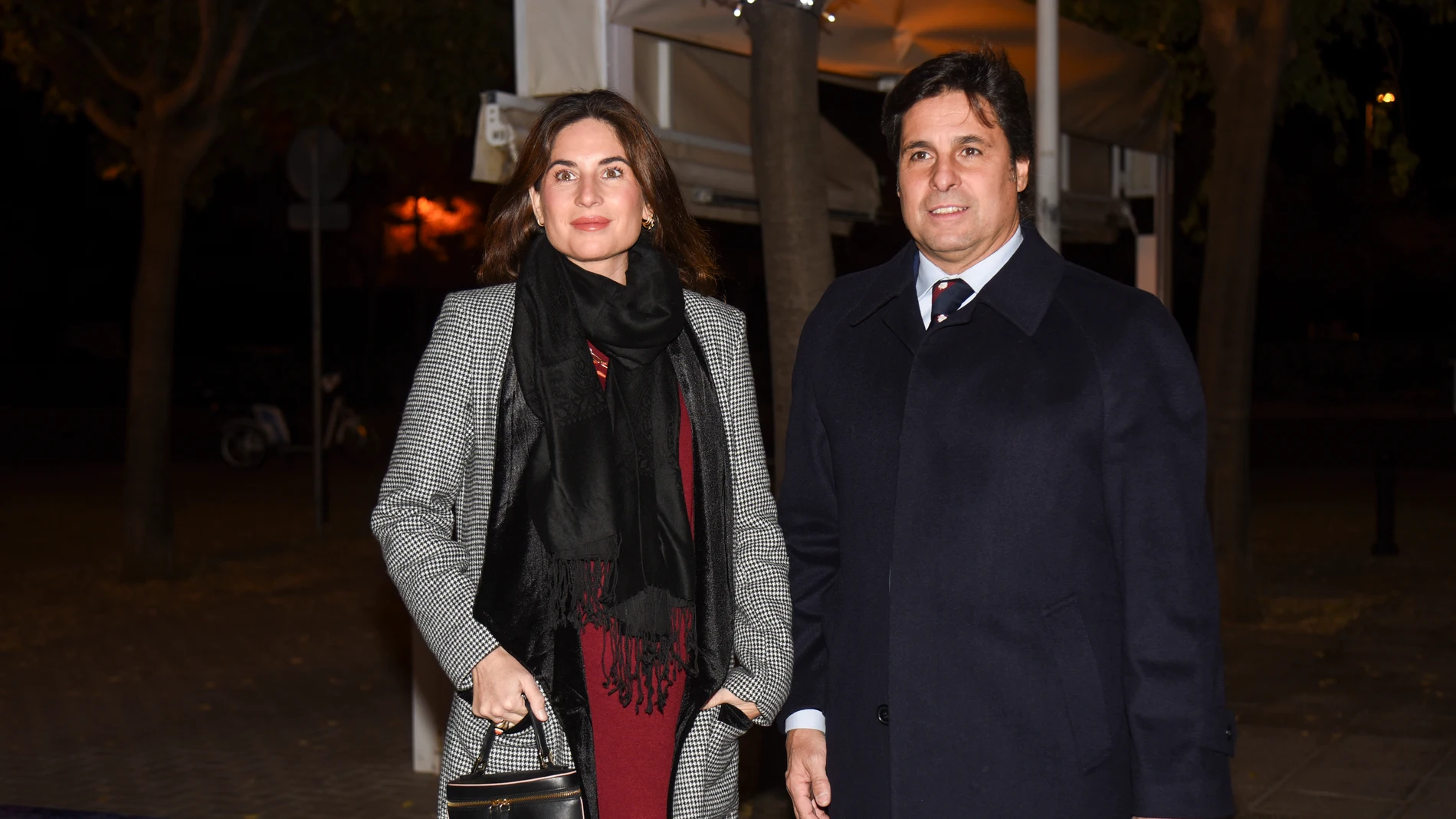Lourdes Montes con look para Nochebuena.