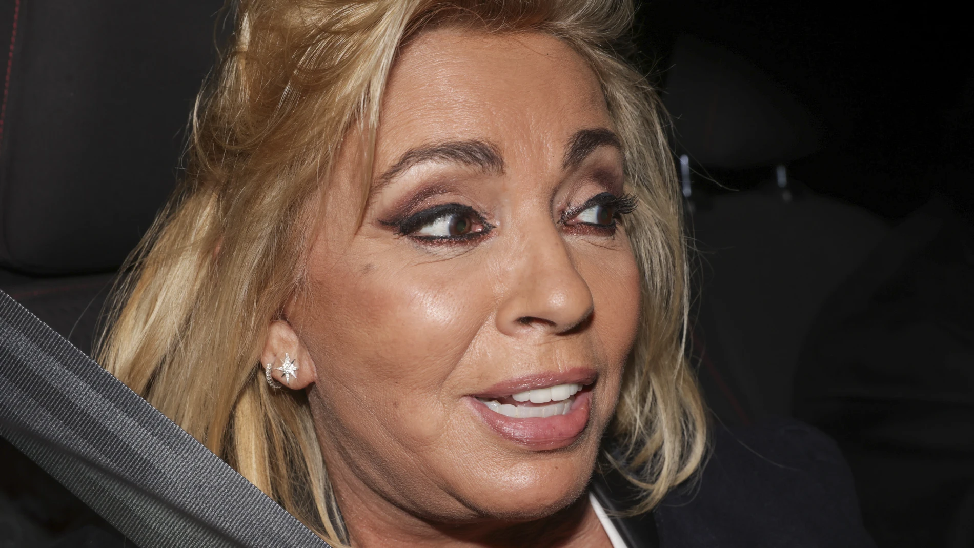 Carmen Borrego llegando a la casa Terelu para celebrar la Nochebuena