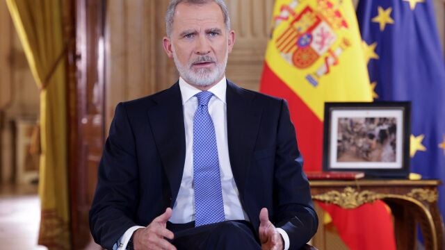 Felipe VI reclama que las ayudas lleguen cuanto antes a los afectados por la dana y llama a no olvidar lo ocurrido