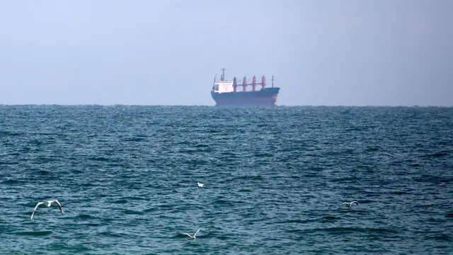 Imagen de archivo de un barco ruso November 27, 2024, Odesa, Ukraine: ODESA, UKRAINE - NOVEMBER 27, 2024 - A ship is in the Black Sea off the coast of Odesa, southern Ukraine. Despite Russian strikes on Ukraine's port infrastructure, the Ukrainian Sea Corridor, which guarantees global food security, continues to operate.Europa Press/Contacto/Nina Liashonok27/11/2024 ONLY FOR USE IN SPAIN