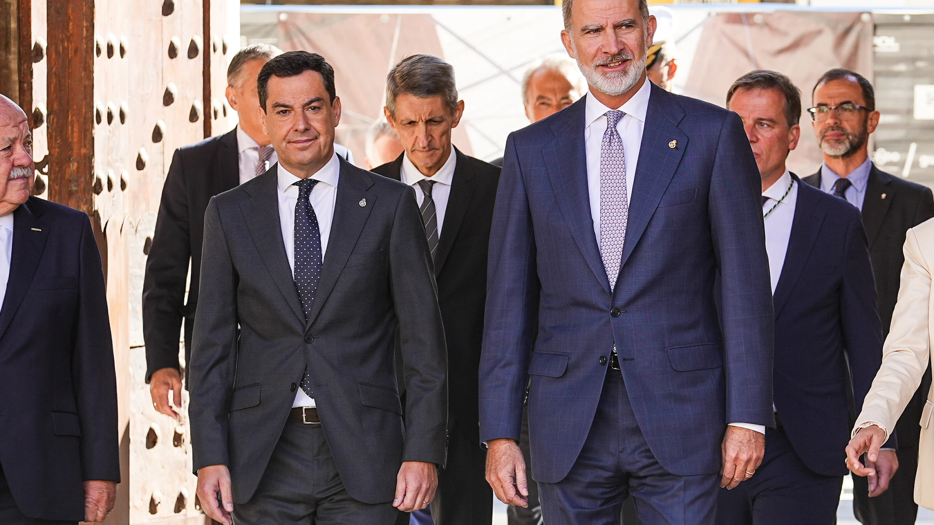 Felipe VI y Juanma Moreno
