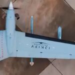 Prueba completa de disparo de misiles supersónicos UAV-122 