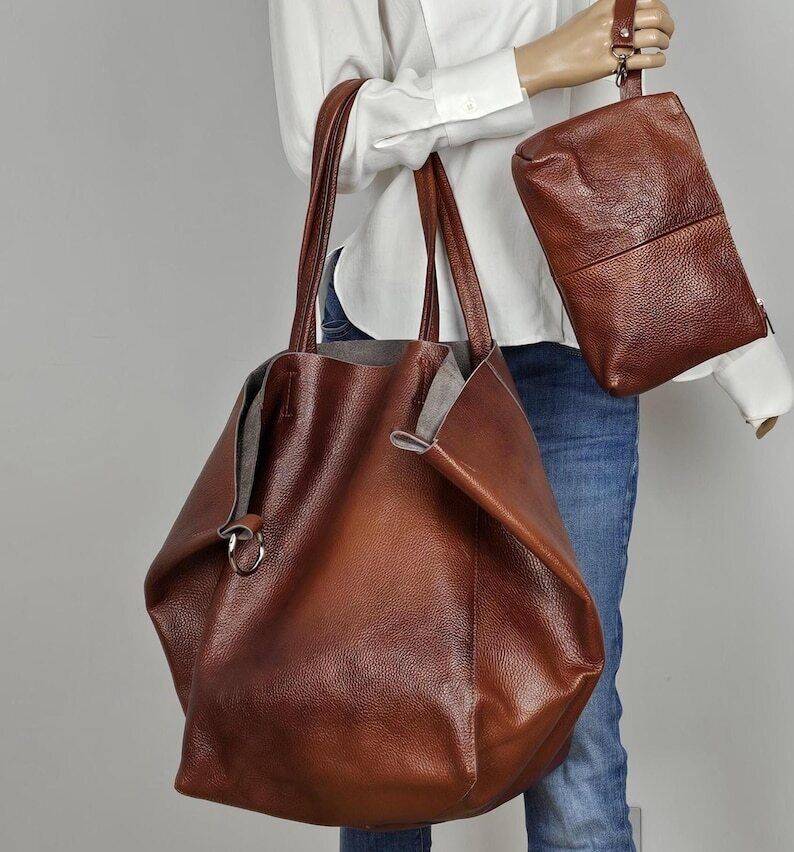 Bolso grande de piel color marrón coñac para mujer