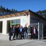 La conselleira de Medio Ambiente y Cambio Climático, Ángeles Vázquez, durante una visita al punto limpio fijo de Vilasantar.