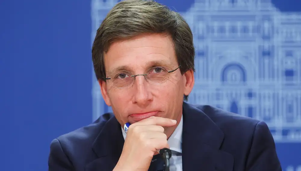 MADRID.-Almeida comparte un "impecable" discurso del Rey, que "enseña el camino a políticos" y asegura que él no levantará muros