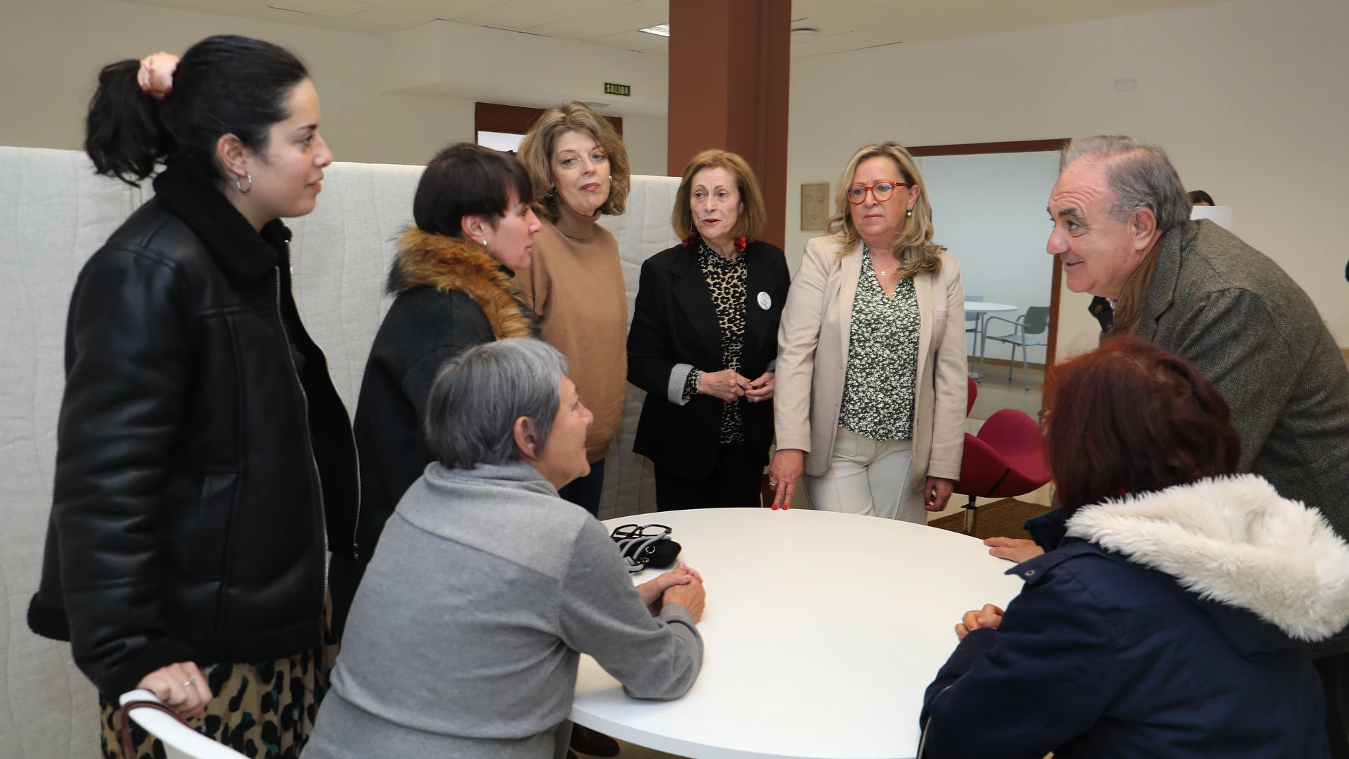 La directora general de la Mujer, Victoria Moreno, inaugura en Palencia el Centro Atiendo en el que se prestan servicios de asistencia psicológica, jurídica y social y apoyo a familiares y entorno de las víctimas de agresiones sexuales