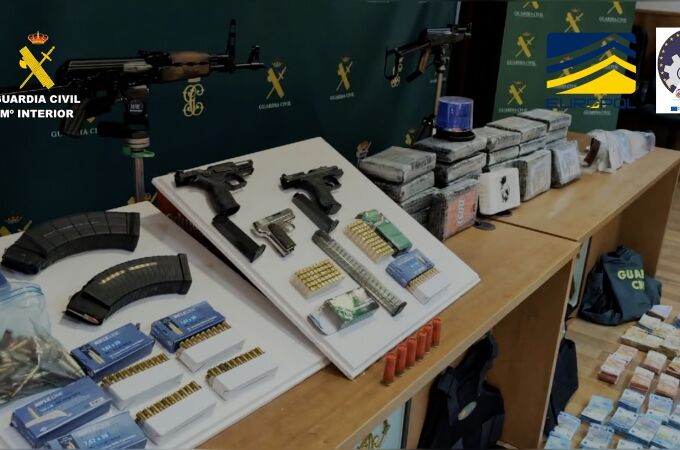 Macroperación de la Guardia Civil en Andalucía: detienen armas de guerra a una organización dedicada al narcotráfico 