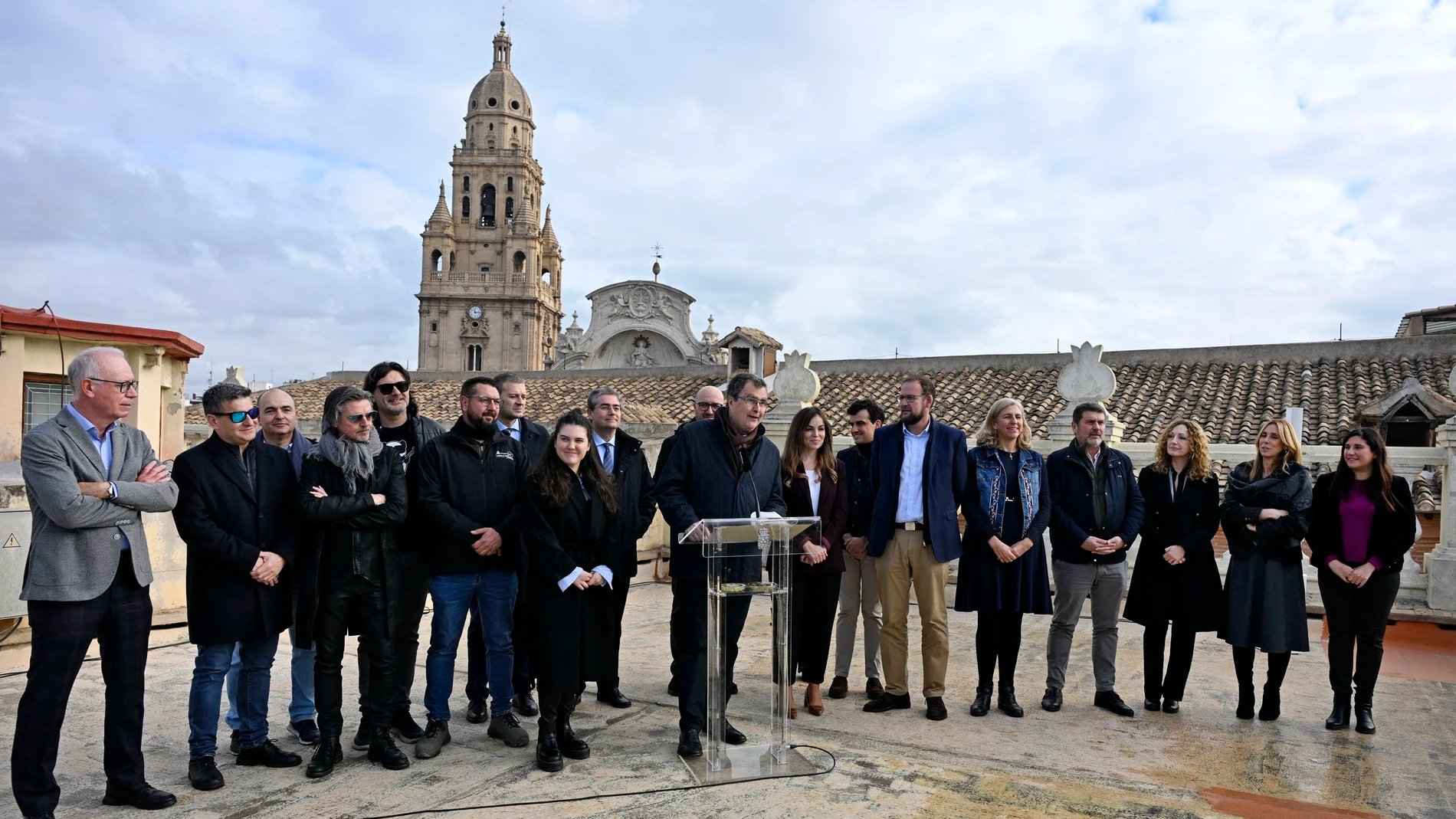 El alcalde de Murcia, José Ballesta, presenta el acto que tendrá lugar en La Glorieta