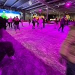 Actividades de patinaje sobre hielo en la Feria Muévete