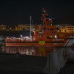 Un migrante fallecido y cuatro graves entre los 273 que han llegado a Canarias durante la noche en cinco cayucos