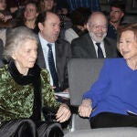 El look de la Reina Sofía junto a su hermana.