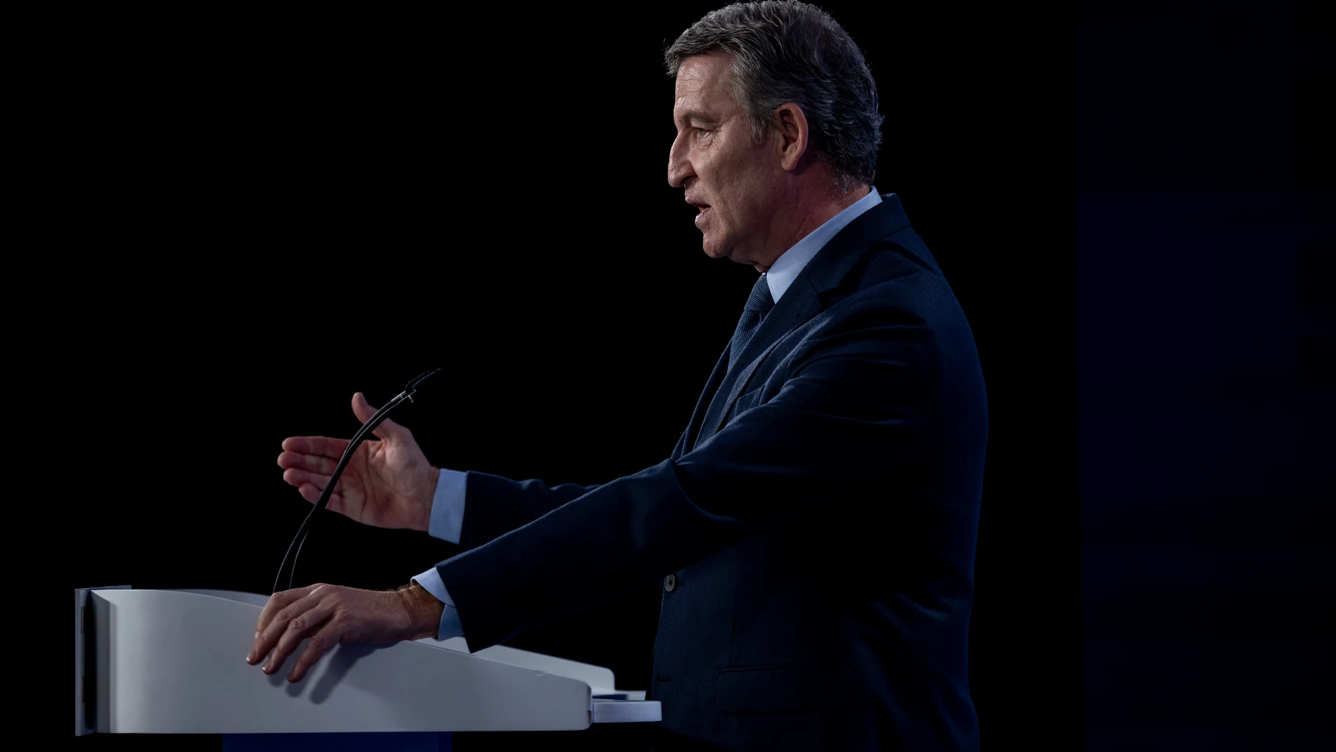 El presidente del Partido Popular, Alberto Núñez Feijóo, ofrece una rueda de prensa, en el Espacio Jorge Juan, a 27 de diciembre de 2024, en Madrid (España). Durante su comparecencia, el presidente del Partido Popular ha realizado un balance político del año 2024. 27 DICIEMBRE 2024;PP;PARTIDO POPULAR;BALANCE;POLÍTICA;AÑO;2024 Eduardo Parra / Europa Press 27/12/2024