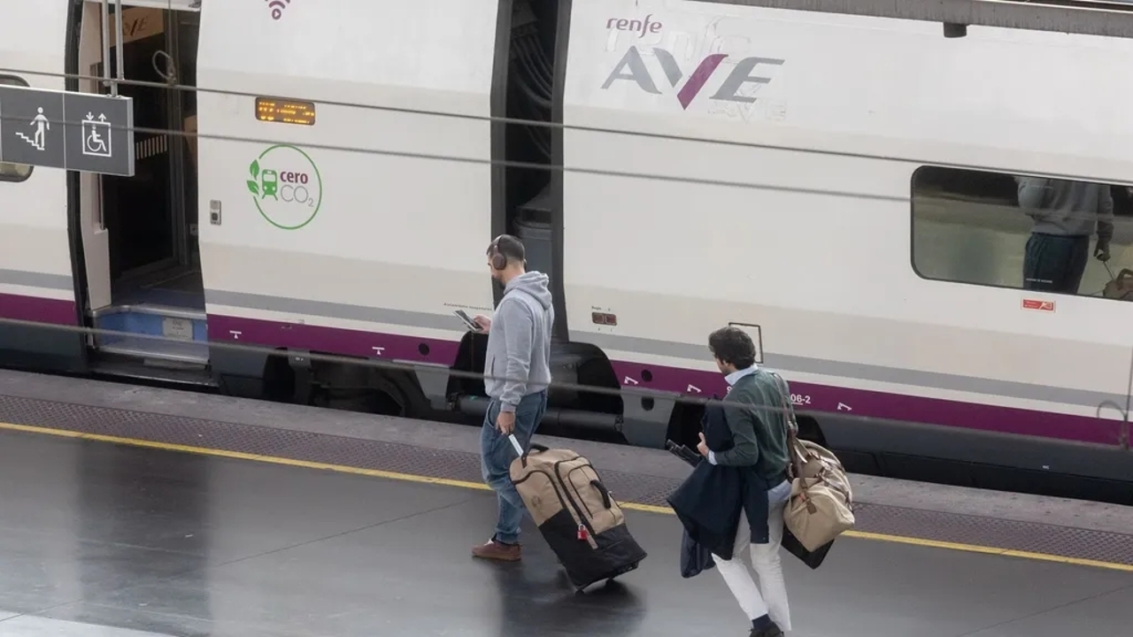 No solo horarios, España tiene que arreglar el wifi en sus trenes