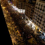 Vista general de la tercera manifestacióneste domingo por el centro de la capital coincidiendo con el día en que se cumplen dos meses desde la dana. 