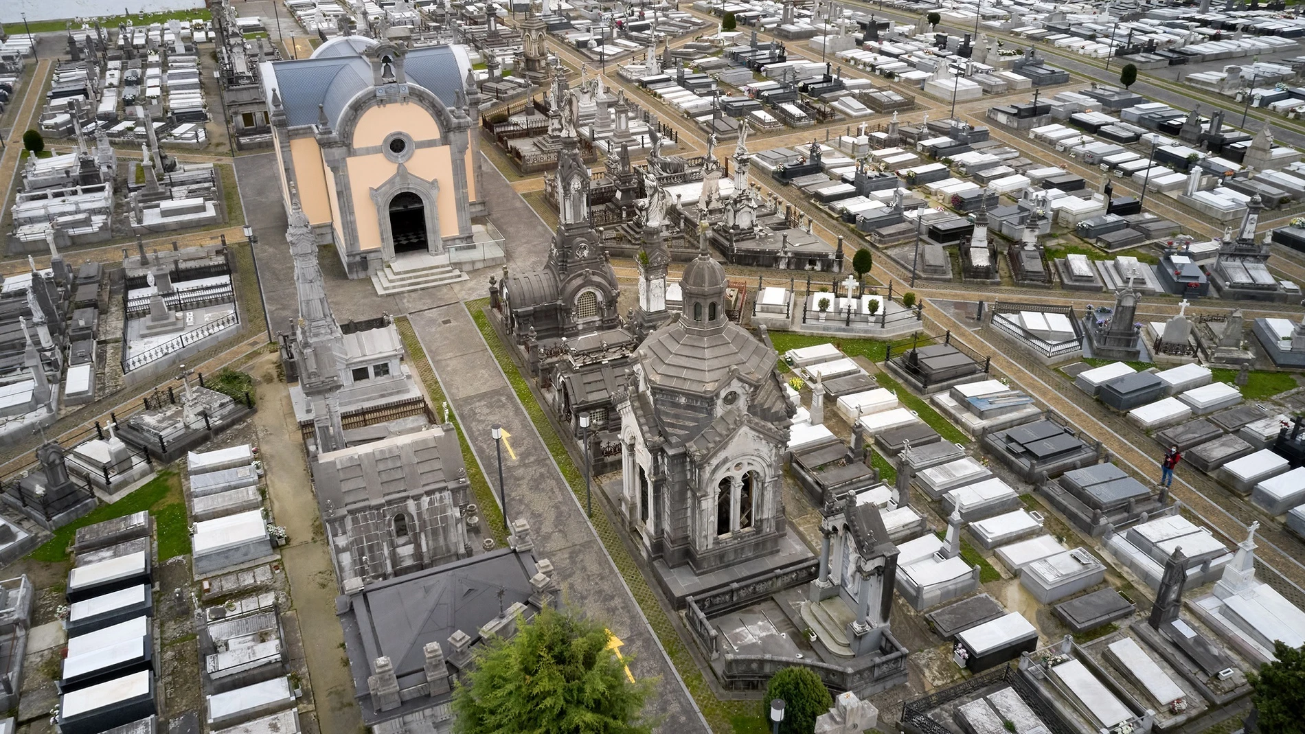 (Foto de ARCHIVO) Cementerio de La Carriona, en Avilés. REMITIDA / HANDOUT por AYUNTAMIENTO DE AVILÉS Fotografía remitida a medios de comunicación exclusivamente para ilustrar la noticia a la que hace referencia la imagen, y citando la procedencia de la imagen en la firma 17/02/2021