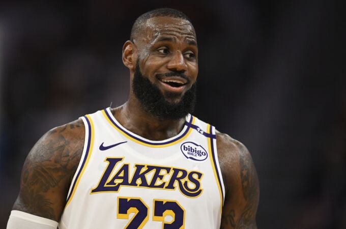 LeBron James cumple hoy 40 años LeBron James cumple hoy 40 años