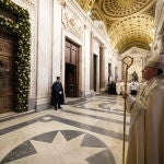 Apertura de la Puerta Santa y Misa en la Basílica de Santa María la Mayor de Roma