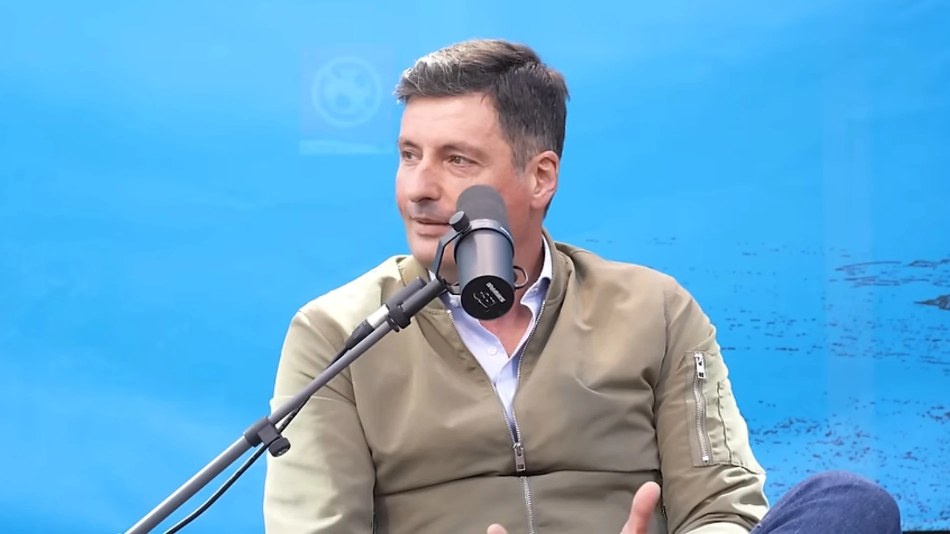Esto es lo que se tarda en cruzar España de punta a punta según un piloto de combate