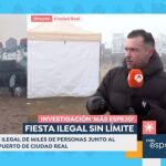Un reportero de 'Espejo Público' es amenazado en directo: "¡Le meto fuego a tu coche!"
