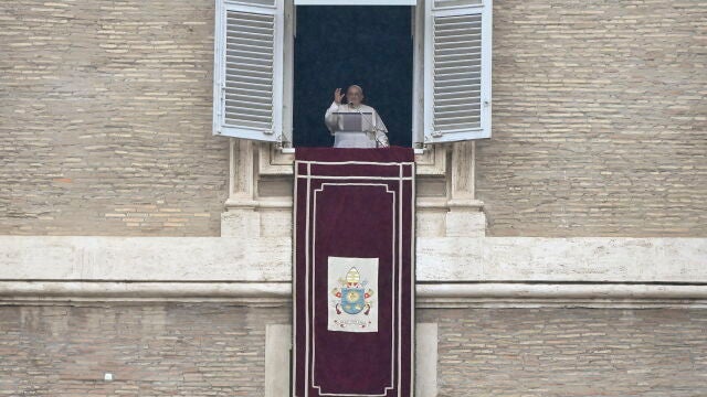 El Papa Francisco rezó el ángelus en el Vaticano