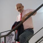 Luis Ángel Hierro anuncia que presentará su precandidatura a la Secretaría General del PSOE andaluz