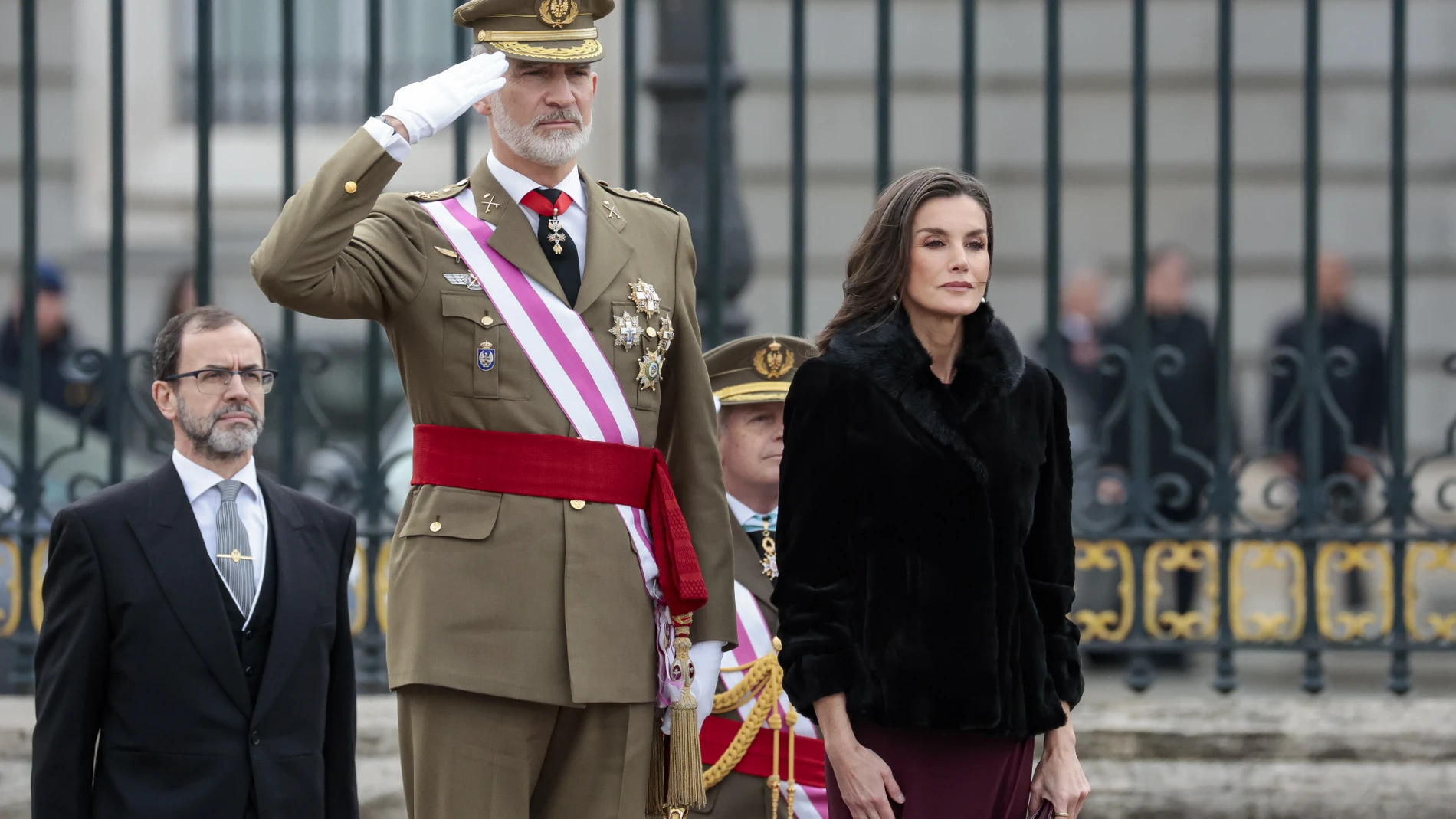 El look de la Reina Letizia en la Pascua Militar.