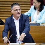 El portavoz de Infraestructuras del Grupo Popular en Les Corts, Joserra González de Zárate