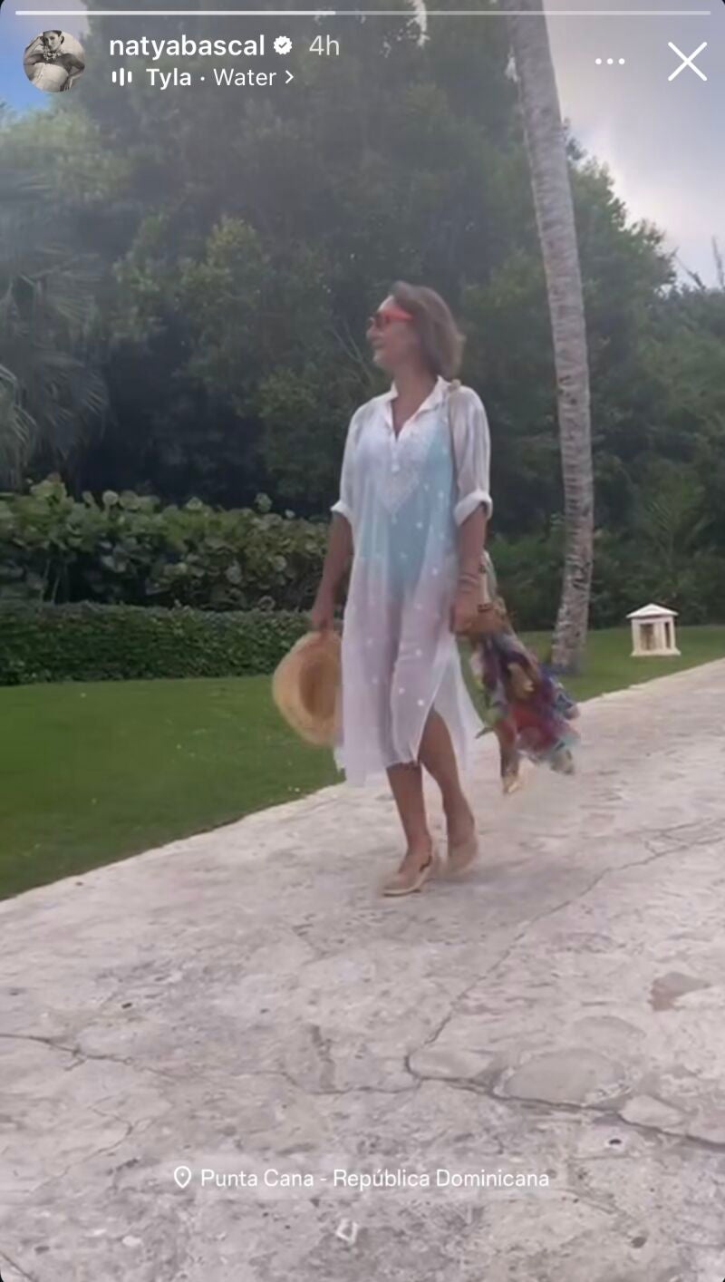 El look de Naty Abascal en Punta Cana.