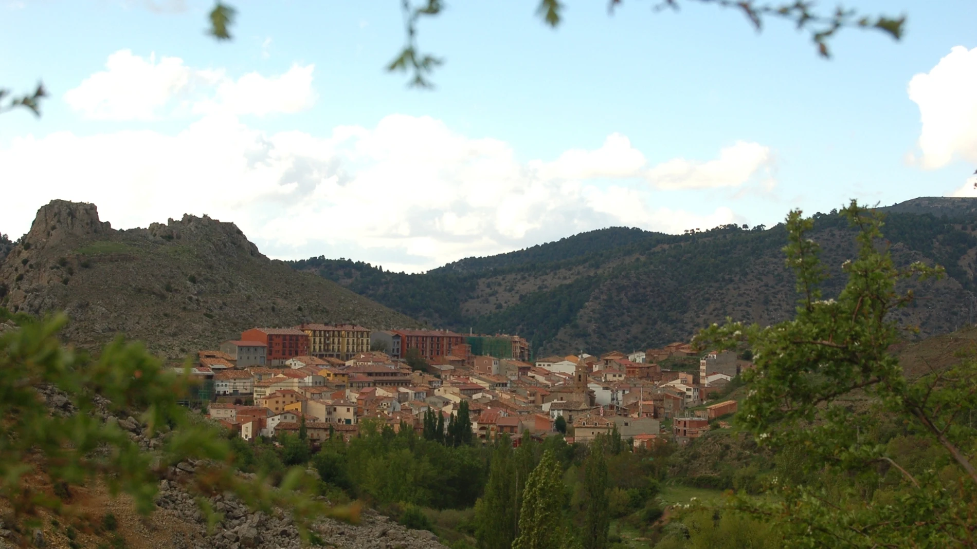 El curioso pueblo de España donde hay casi más fuentes que habitantes