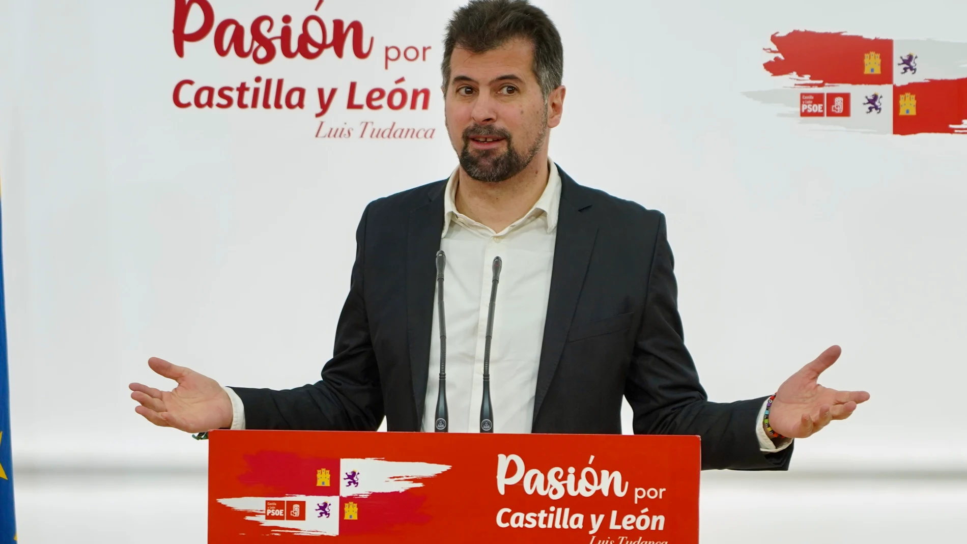 Luis Tudanca durante la rueda de prensa