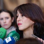El Juzgado de Guardia suspende la orden italiana de restitución al padre del hijo menor de Juana Rivas