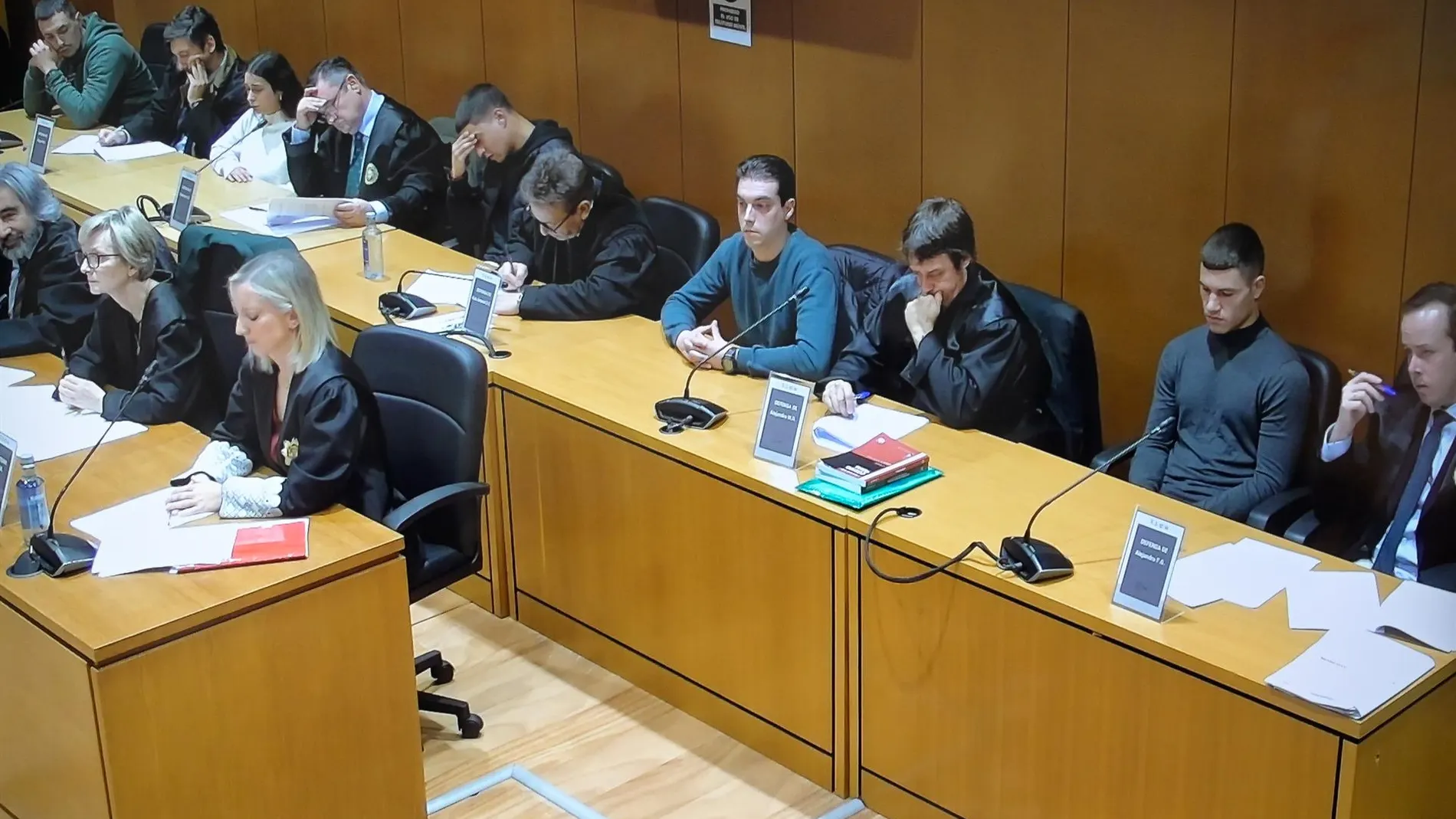 Los acusados, durante el juicio.