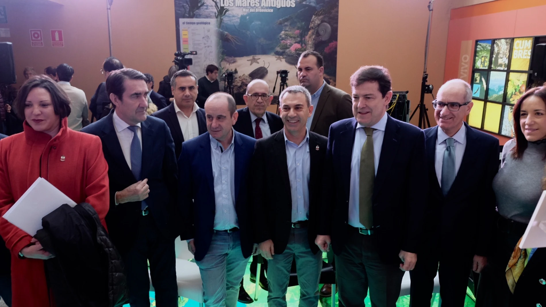 Mañueco, Suárez-Quiñones e Iglesias junto a varios alcaldes de la Sierra de Francia salmantina