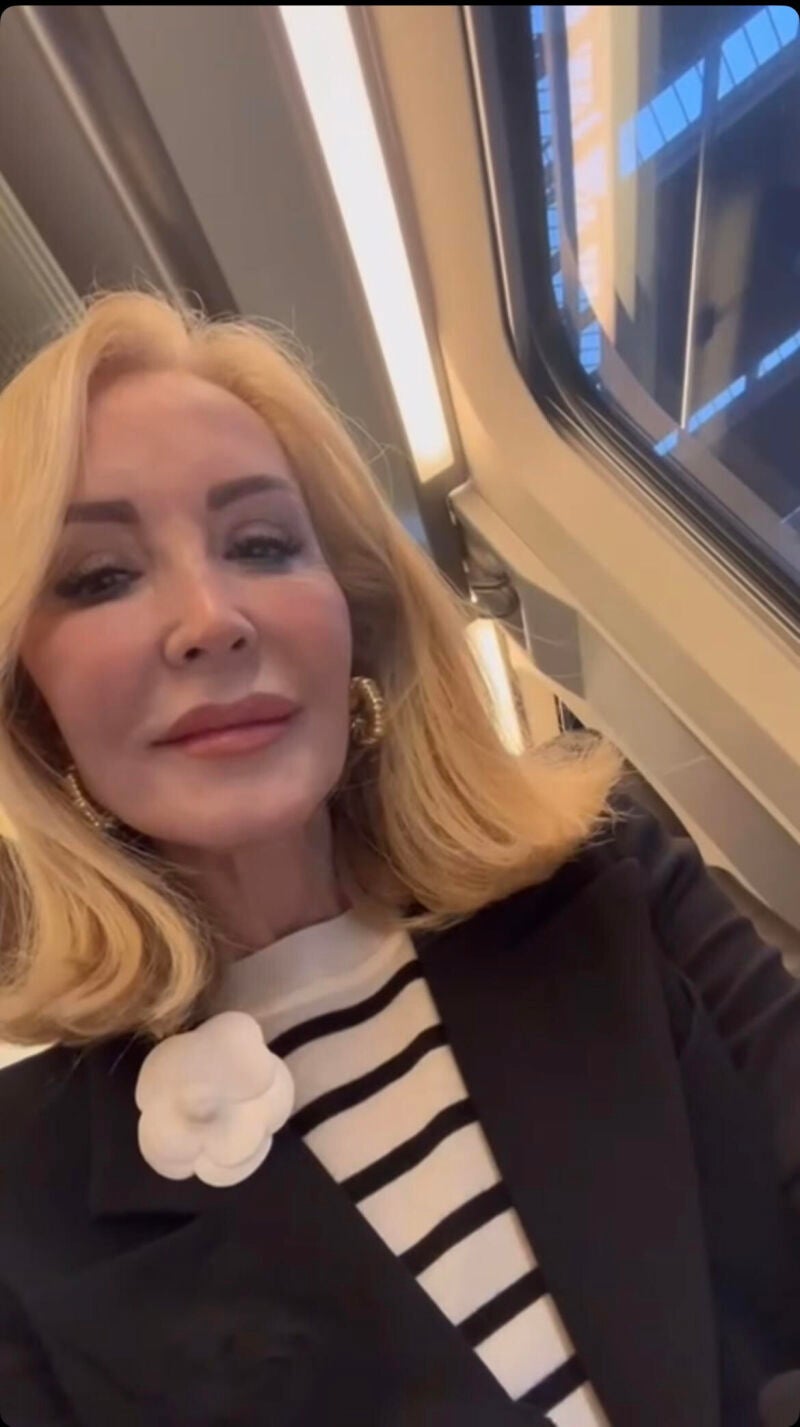 El look de Carmen Lomana.