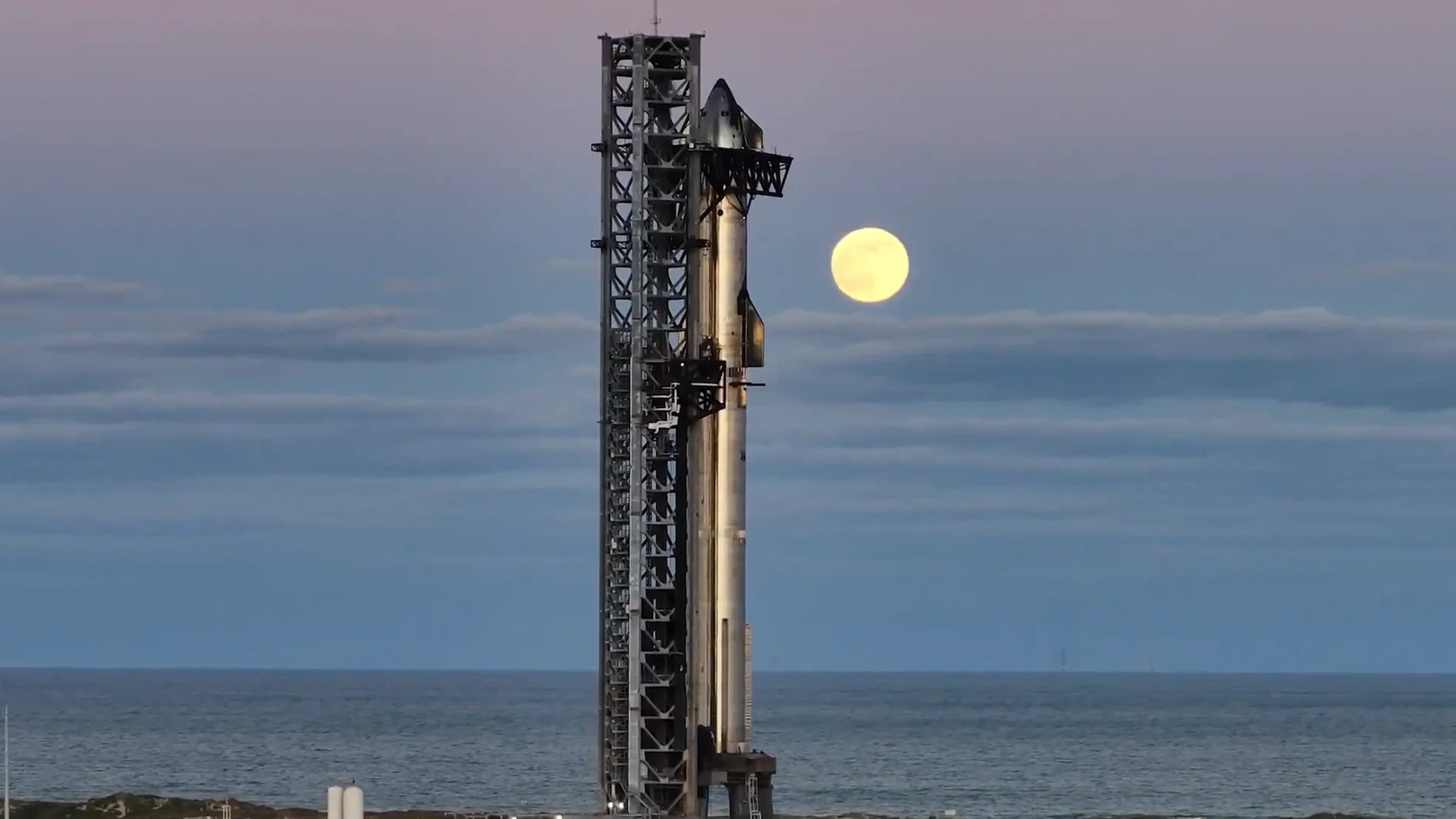 Así es Starship v2, el megacohete de nueva generación que SpaceX lanza este lunes.