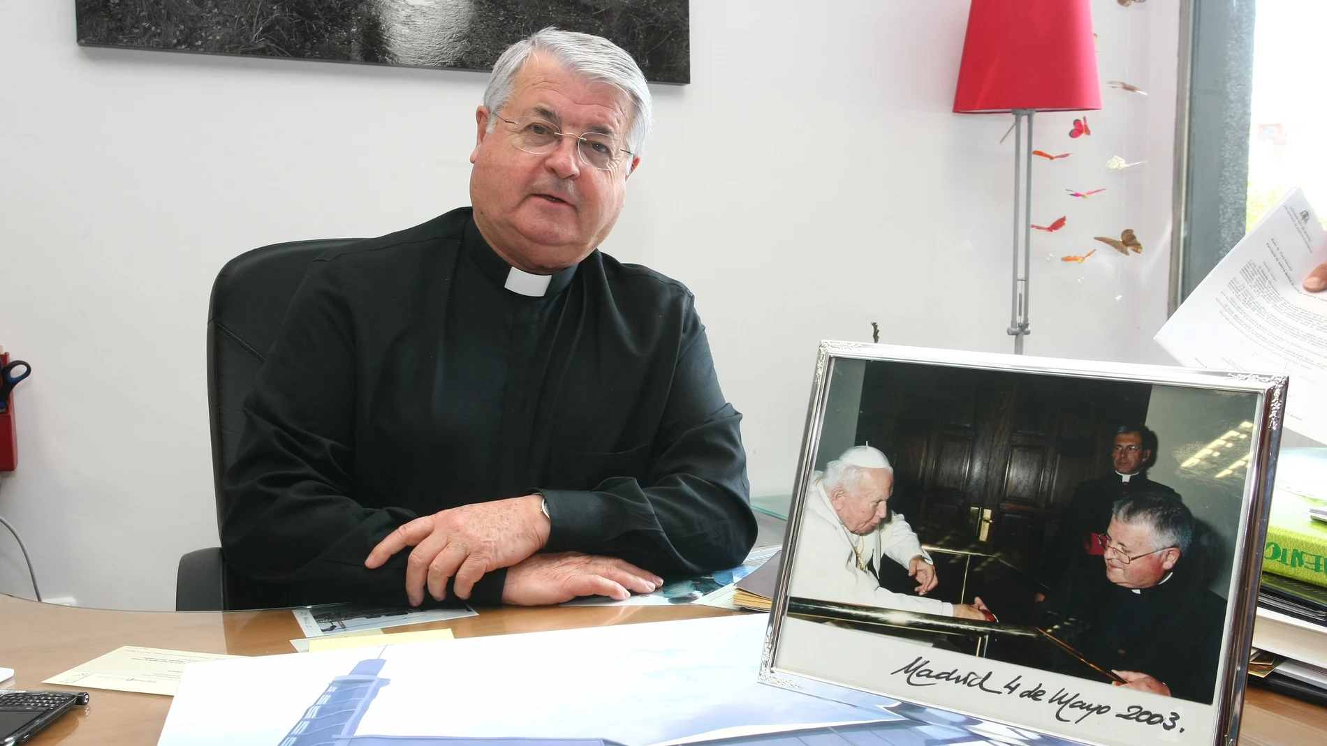 PADRE LUIS LEZAMA.