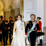 Federico X de Dinamarca y la reina Mary 