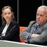 Santonja y Koré escobar durante la presentación de la programación de este año en el Musac