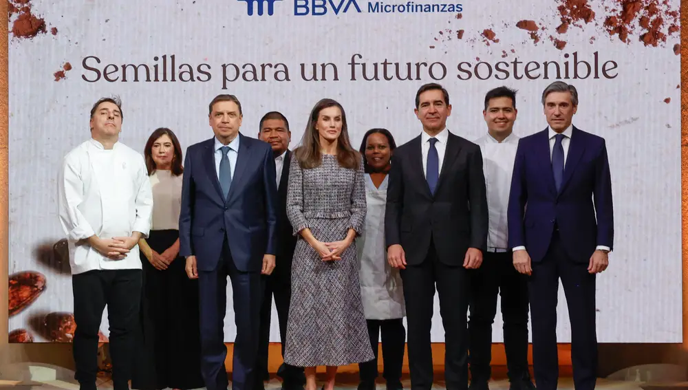 La reina Letizia participa en el acto de la Fundación Microfinanzas BBVA