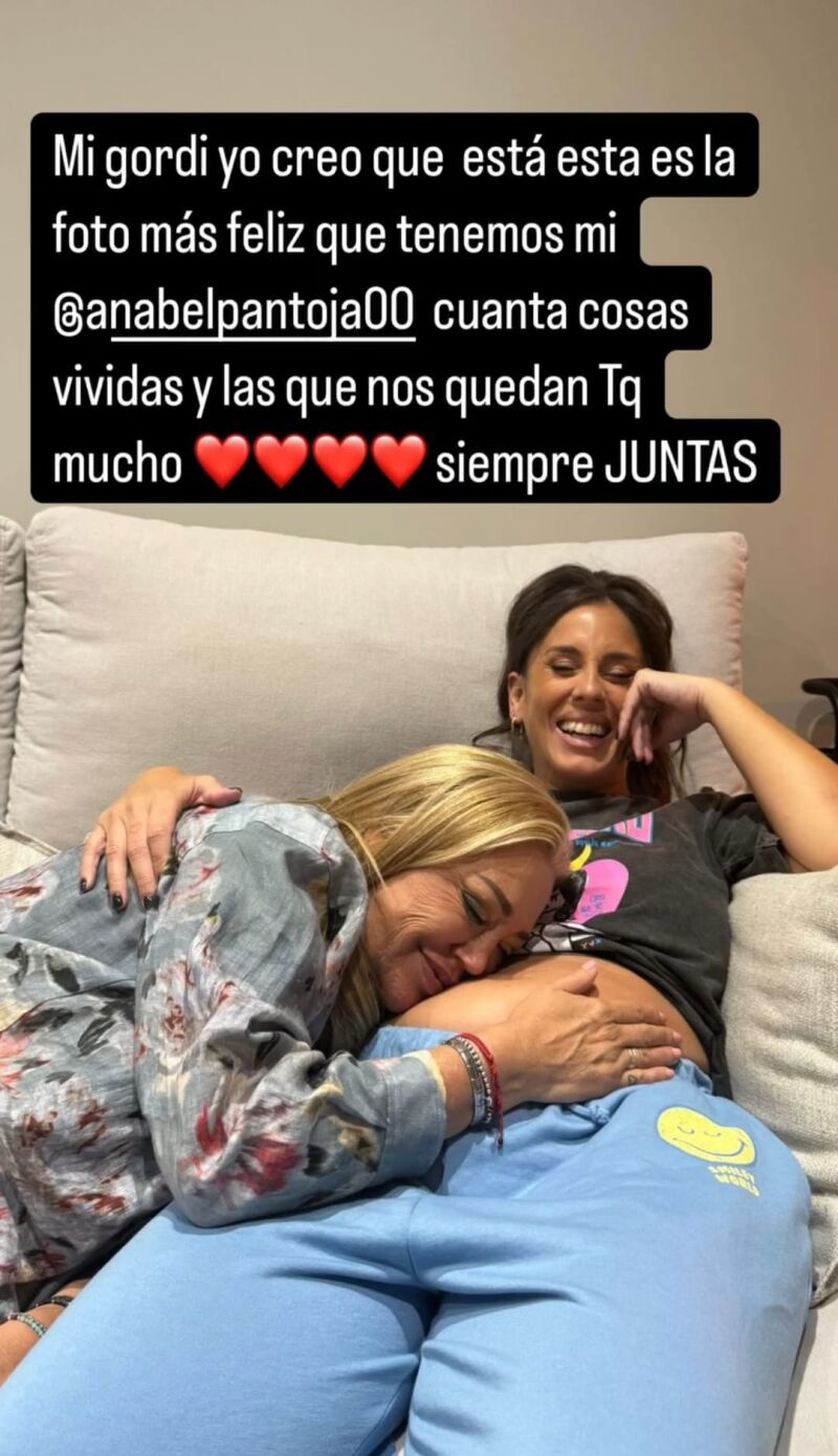 Belén Esteban y su foto "más feliz" con Anabel Pantoja