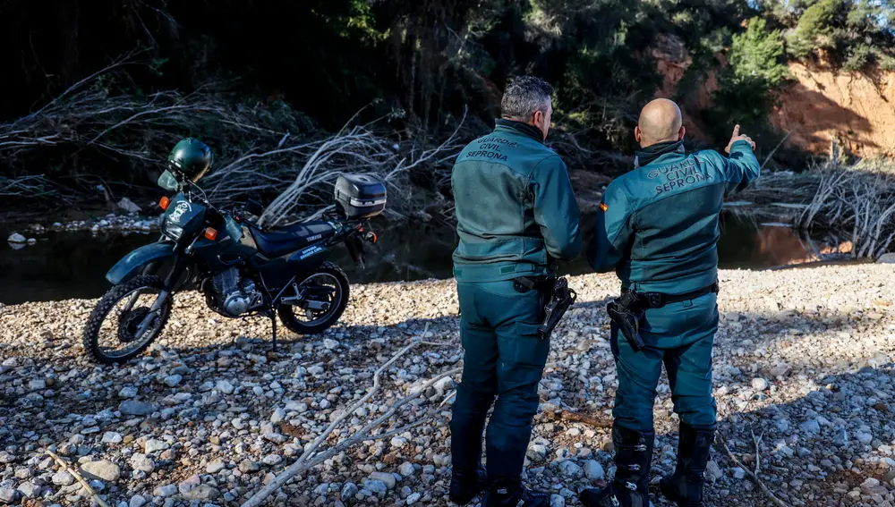 La geolocalización sitúa a la Guardia Civil en Pedralba (Valencia) en busca de un desaparecido en la DANA