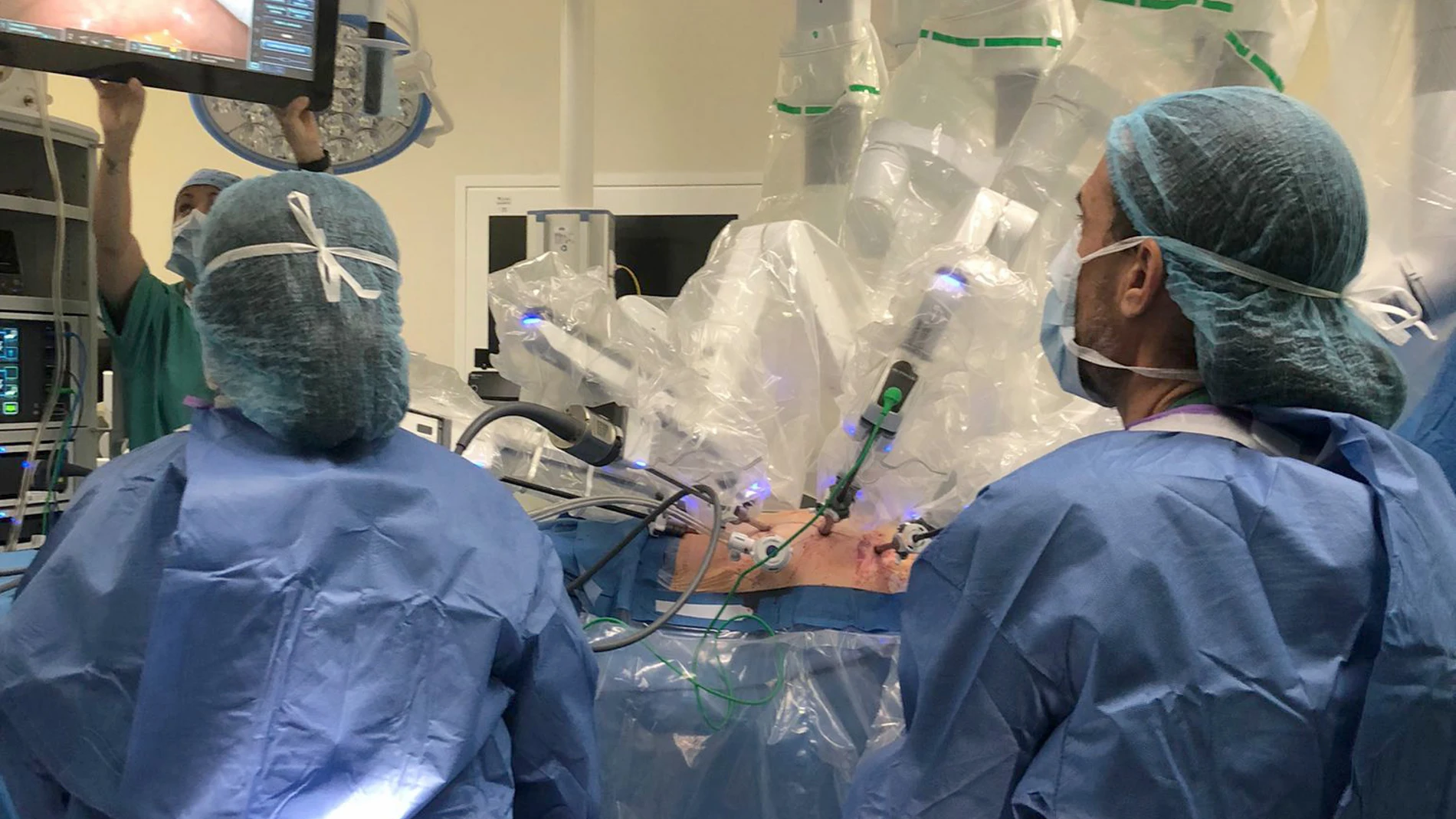 Intervención quirúrgica en el Hospital Clínico de Valladolid