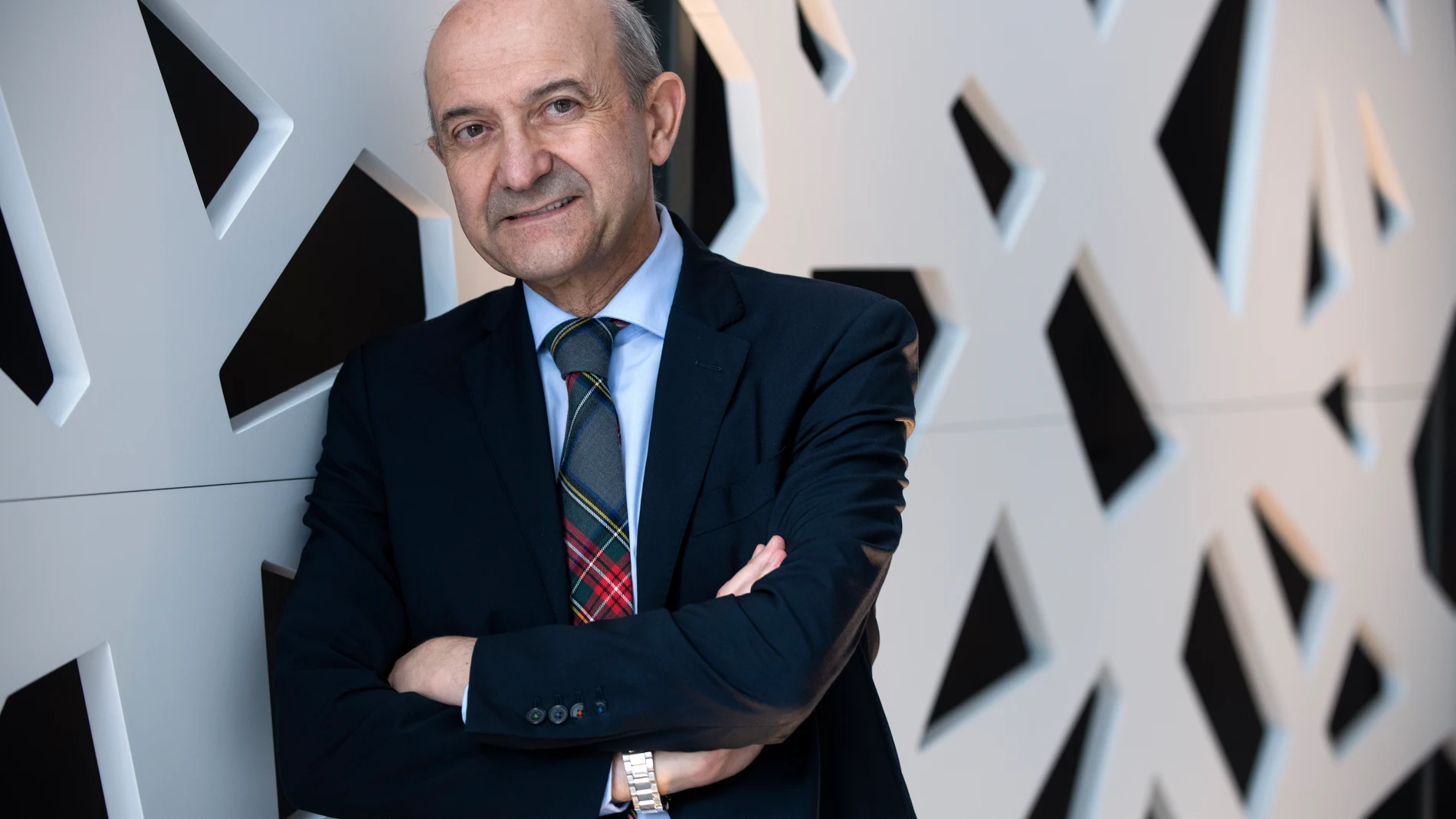 Dr Miguel Ángel Martínez-González