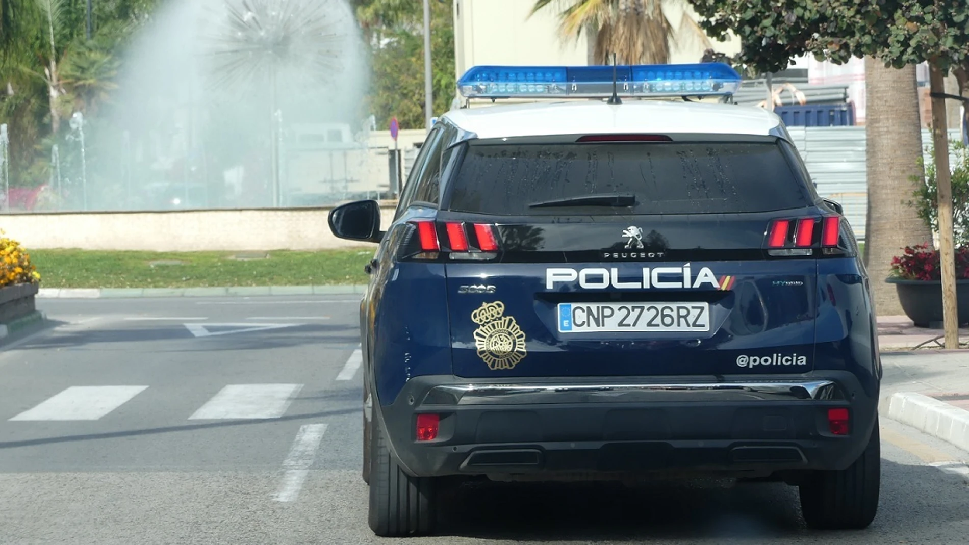 (Foto de ARCHIVO)Un coche de la Policía Nacional en Estepona (Málaga)REMITIDA / HANDOUT por POLICÍA NACIONALFotografía remitida a medios de comunicación exclusivamente para ilustrar la noticia a la que hace referencia la imagen, y citando la procedencia de la imagen en la firma09/05/2022