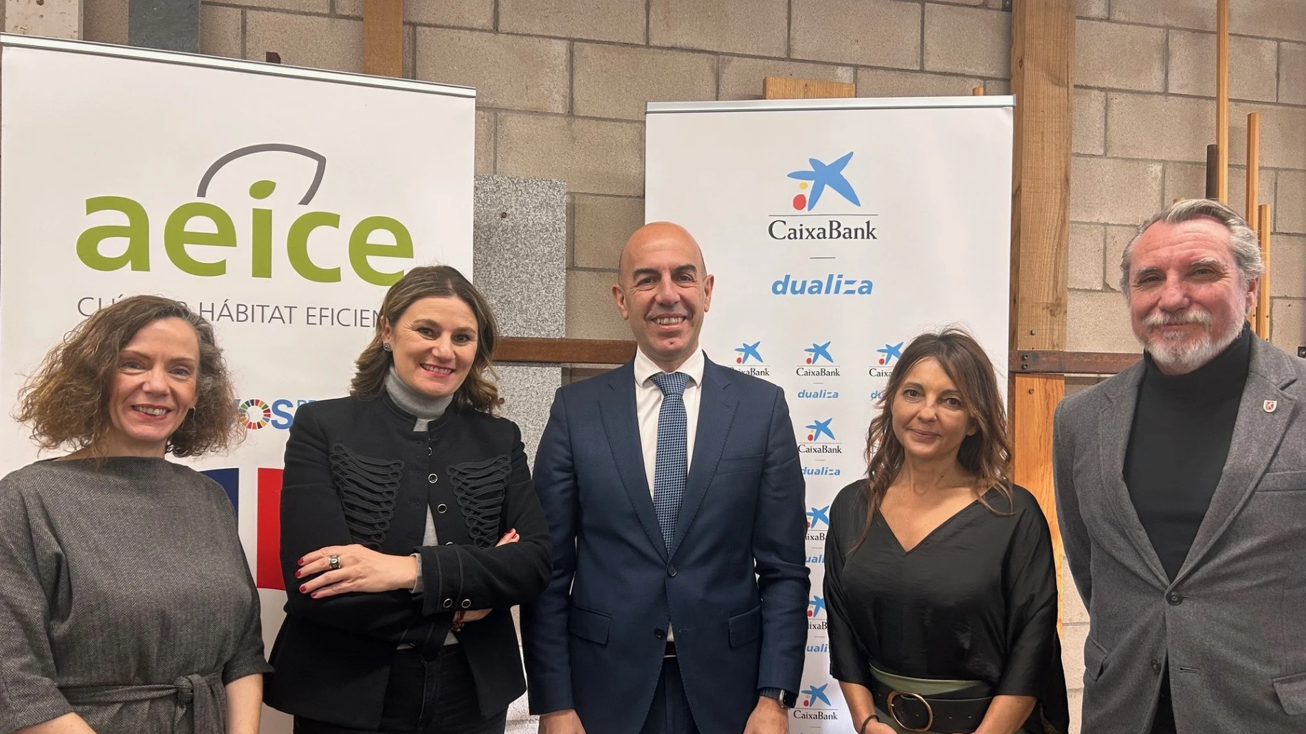 Acuerdo suscrito por CaixaBank Dualiza y AEICE