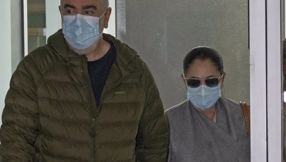 Isabel Pantoja confirma, emocionada, que está siendo uno de los grandes apoyos de Anabel ante el ingreso de su hija