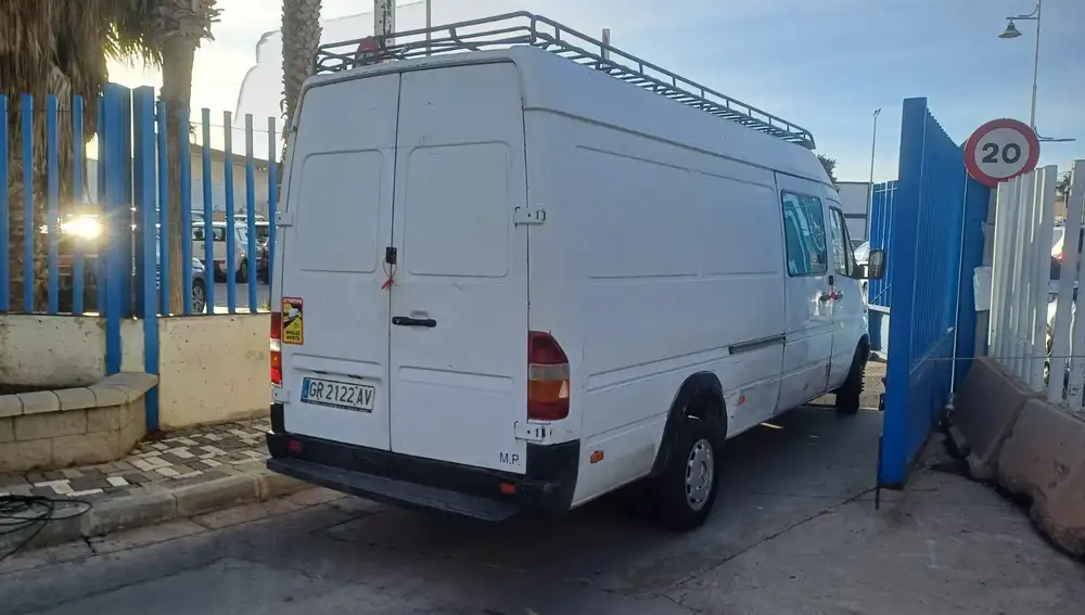 Una furgoneta intentó sin éxito entrar en Marruecos desde Melilla el lunes