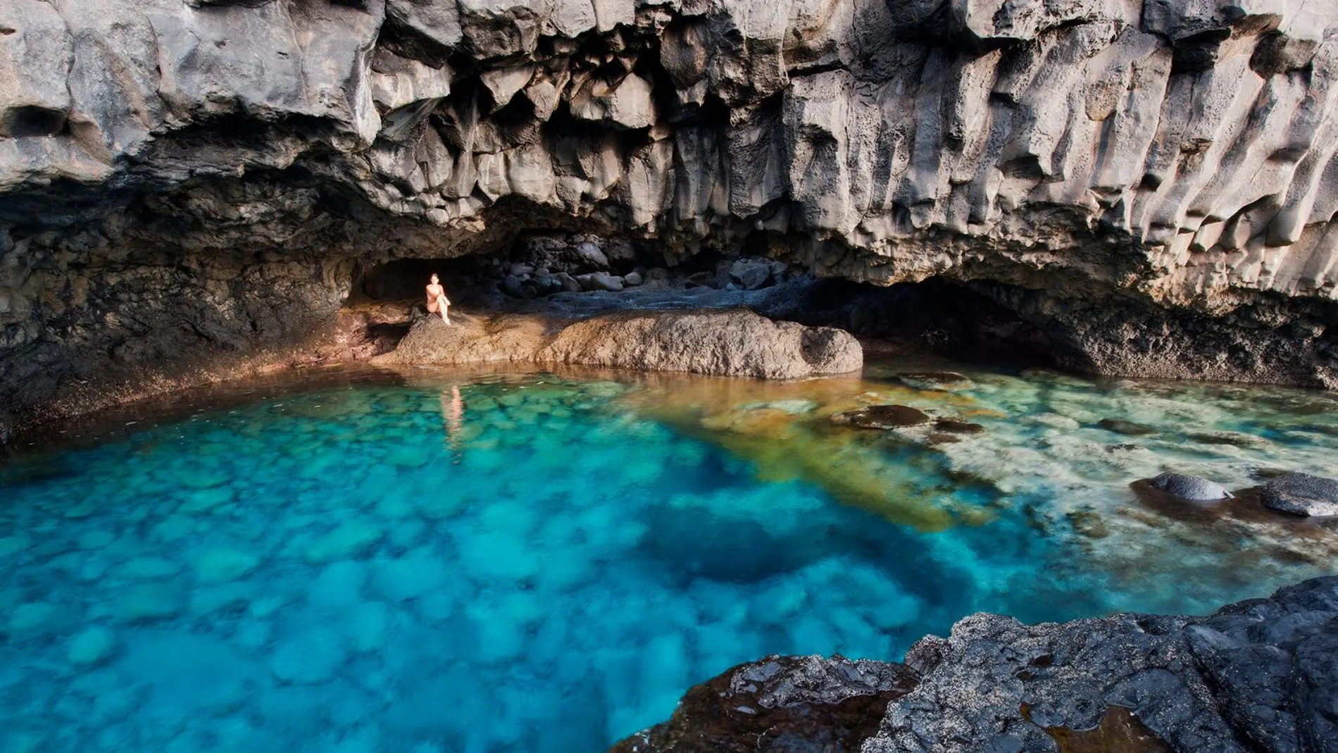 El Archipiélago tiene además de fascinantes playas, charcos increíbles de origen volcánico